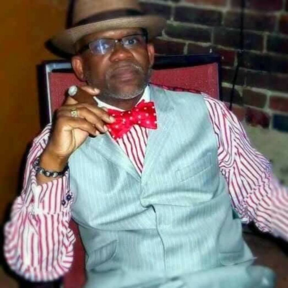 Meet your Posher, Roger